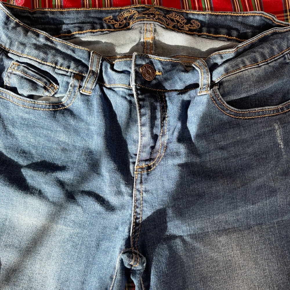 Juniors Ripped Jeans- Size 7 - Picture 3 of 10